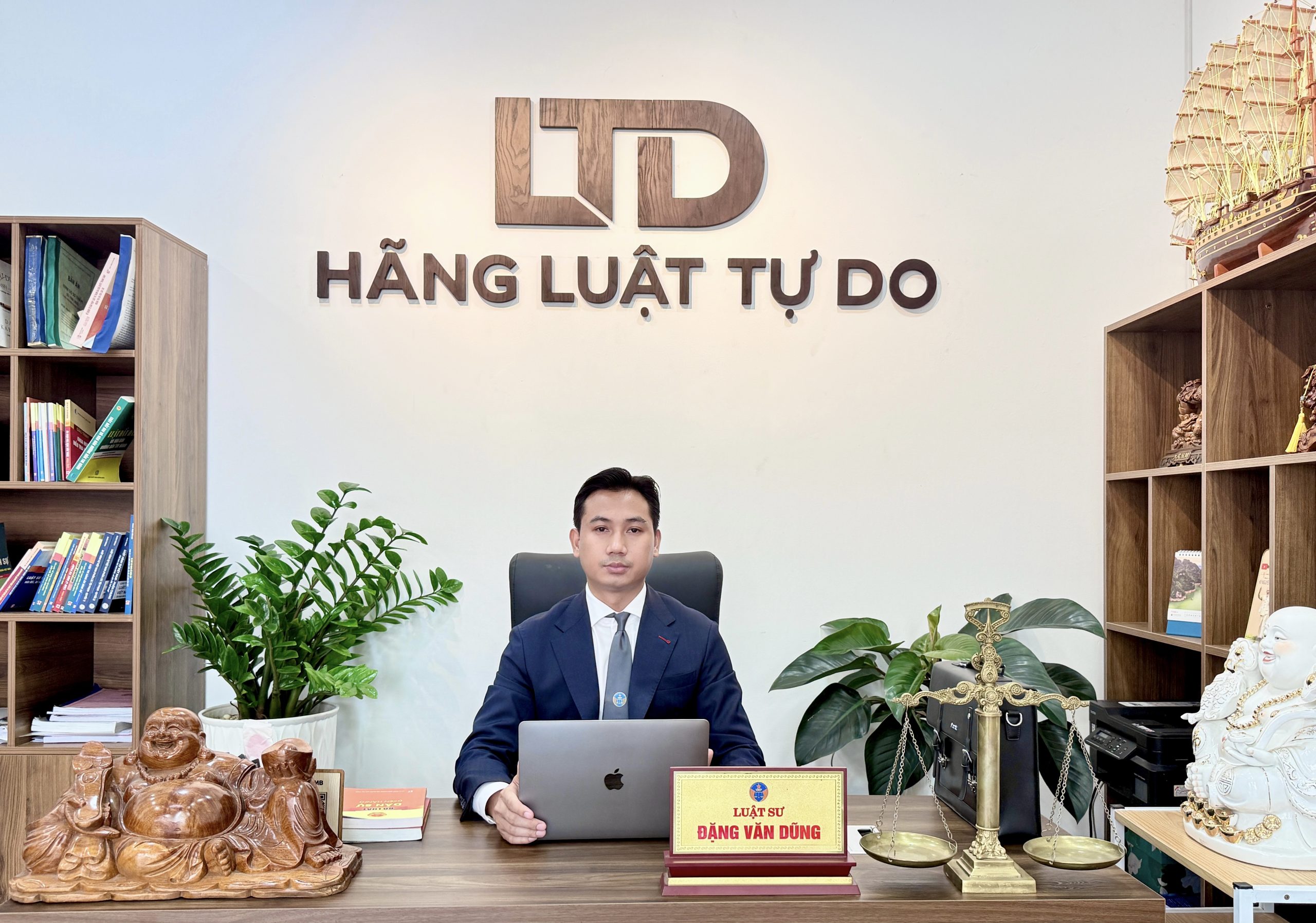 LUẬT SƯ ĐẶNG VĂN DŨNG